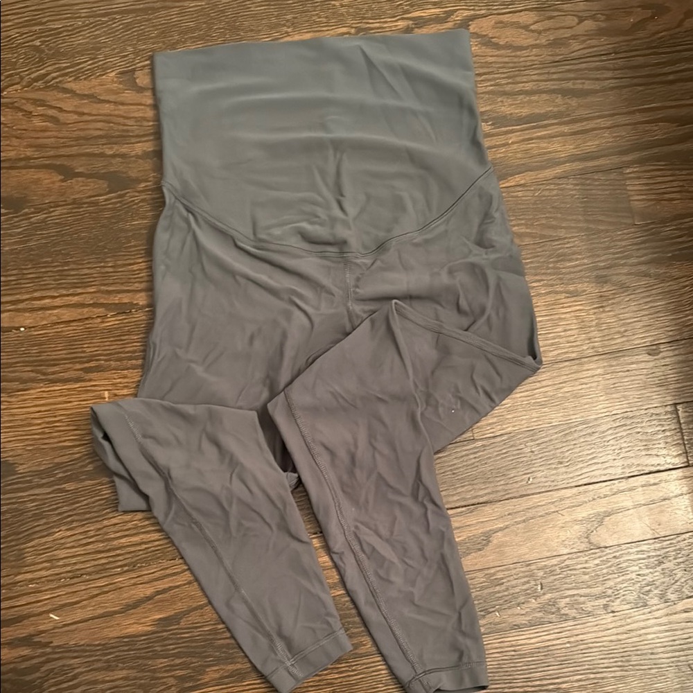 Maternity High-Waisted Leggings
